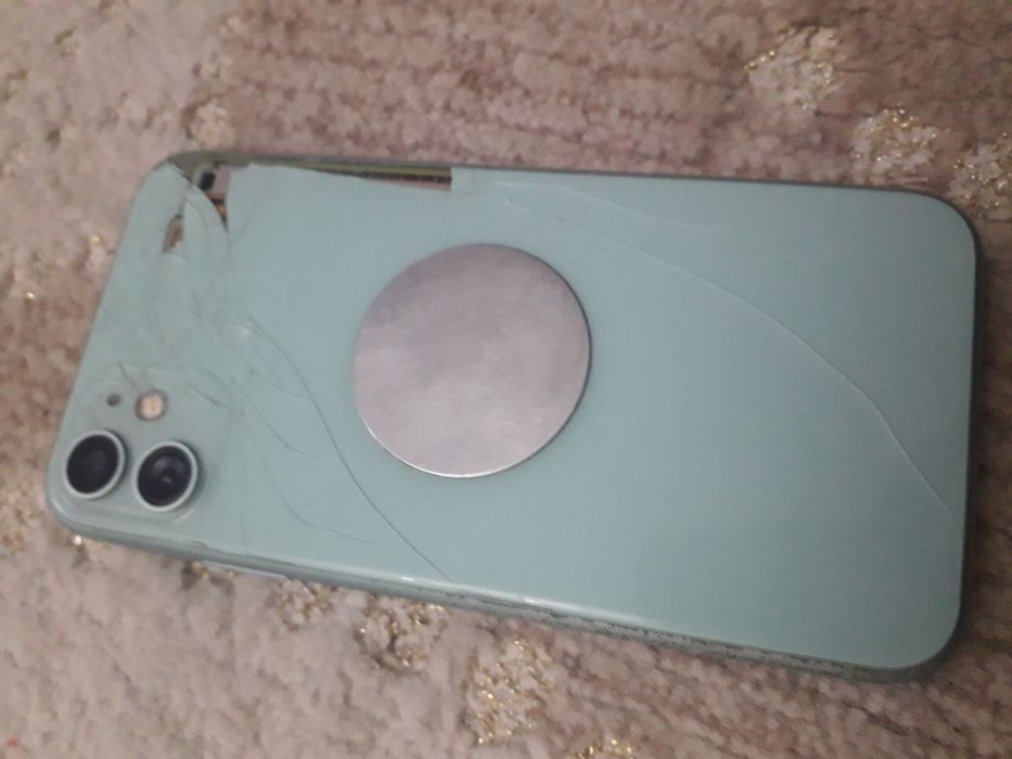 Iphone 11 64gb сатылады