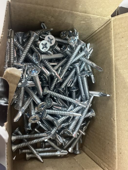 Саморезы для пола