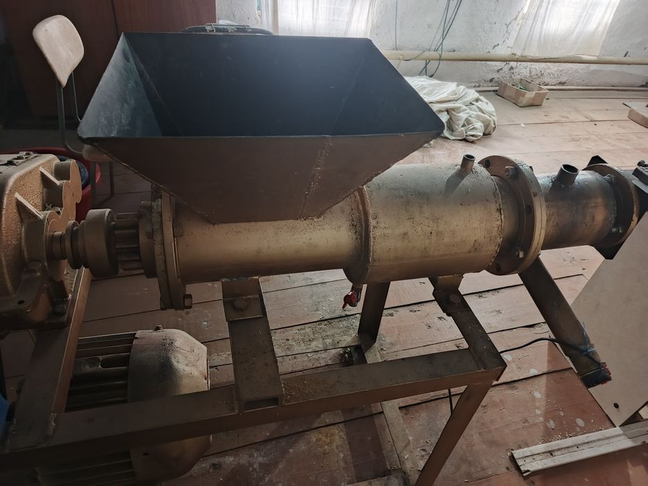 Совун аппарати сотилади