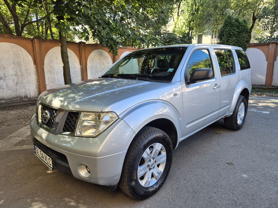 Nissan Pathfinder  2007.