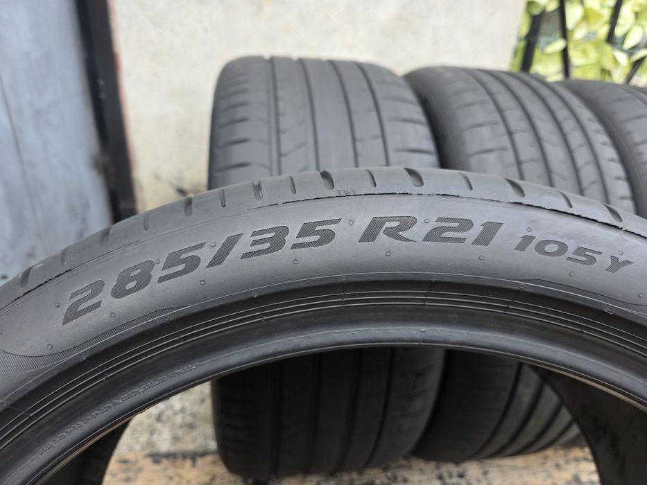 Vând patru anvelope de vara pirelli 255 40 21/ 285 35 21 dot 1123