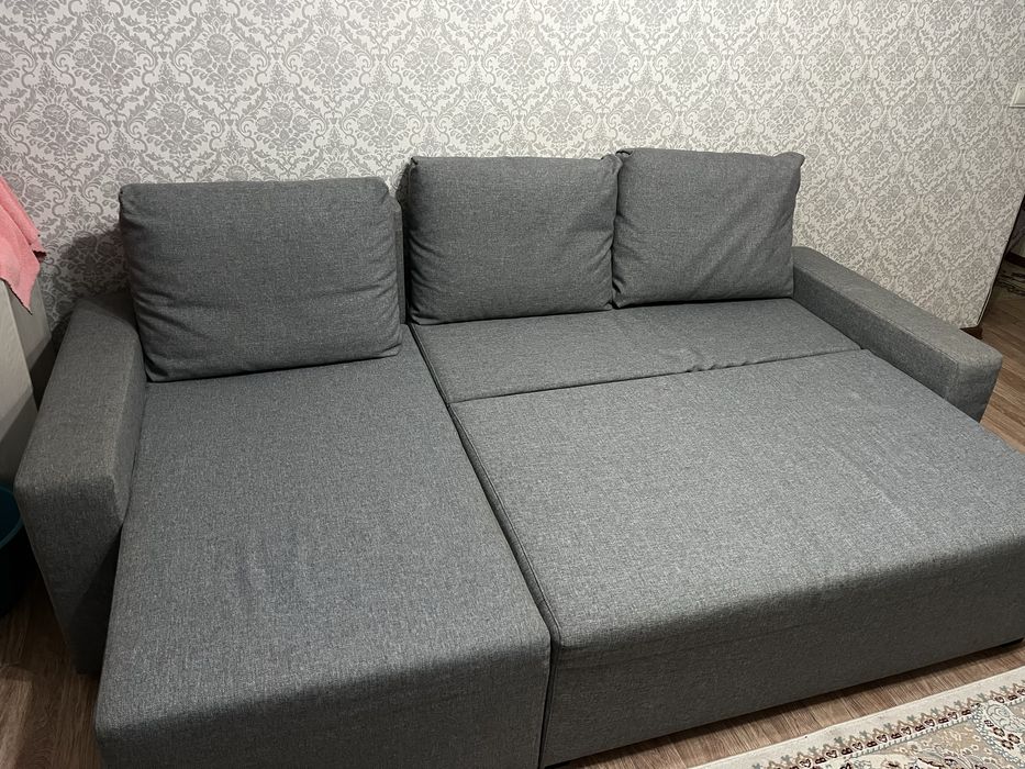 Диван для зала раскладной