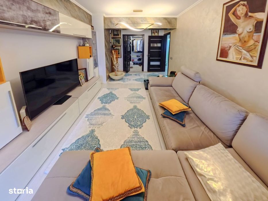 ​De vanzare apartament dublu, confort dublu. Bdul. Unirii - Bacau