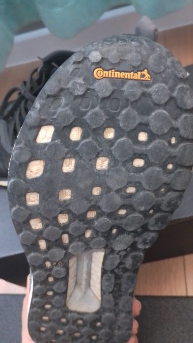 маратонки Adidas