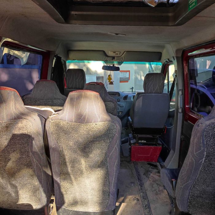 Mercedes sprinter 211 9 locuri, scaune individuale.