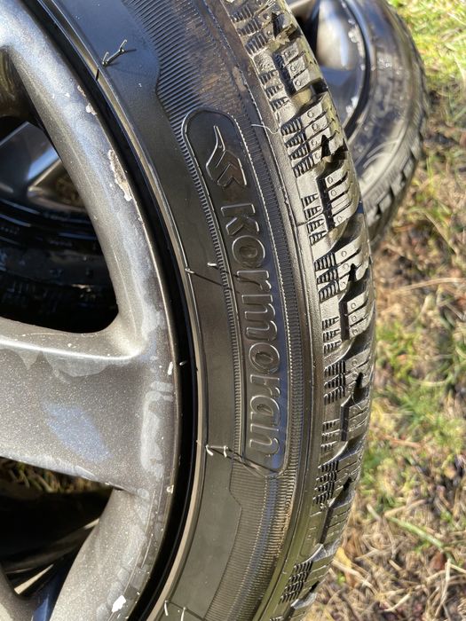 Гуми с джанти 17