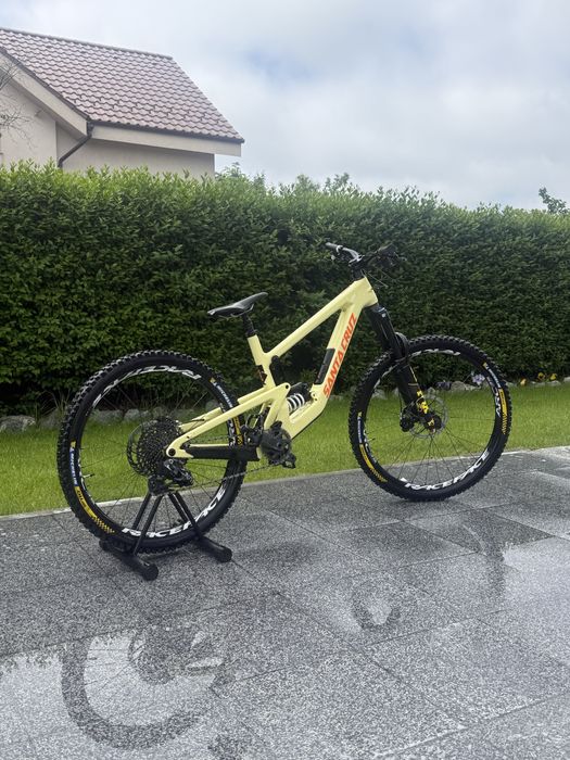 Santa Cruz Nomad 6 C 2025 – X01 AXS / FOX 38 Performance E