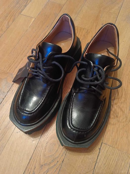 Распродажа женской обуви!