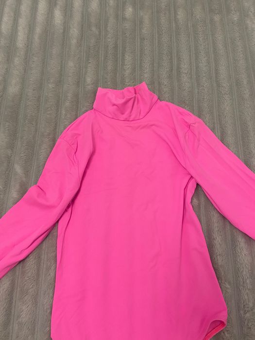 Нови кожени панталони и блузи