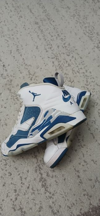 Ghete Jordan numarul 37.5