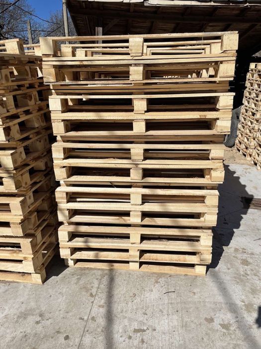 Палети различни размери