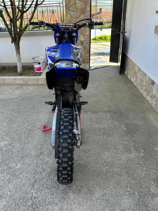 YAMAHA  YZ 2018.