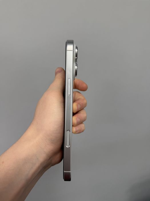 iPhone 16 Pro Max White Titanium 512GB eSim