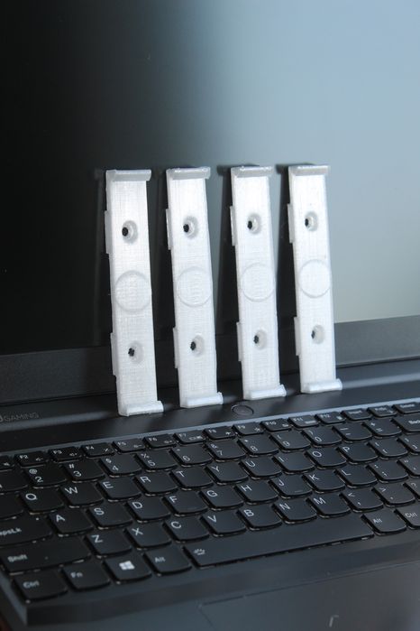 Suport slim număr înmatriculare