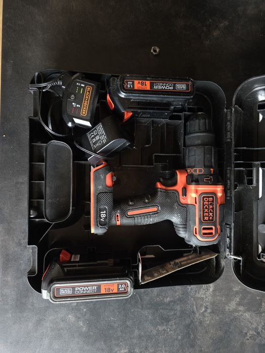 Винтоверт Black & Decker BDCHD18К