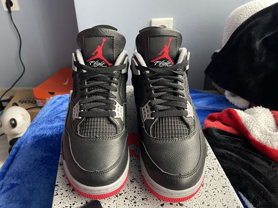 42.5 Nike Air Jordan 4 Retro BRED Reimagined Маратонки Reebok Adidas
