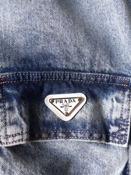 Дамско яке PRADA