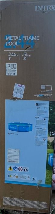 Продам бассейн в хорошем состоянии