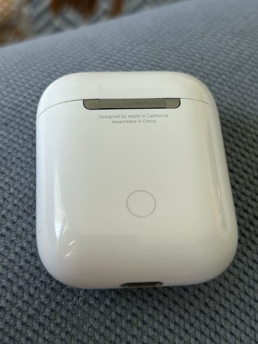 AirPods 2 - casti nefuntionale