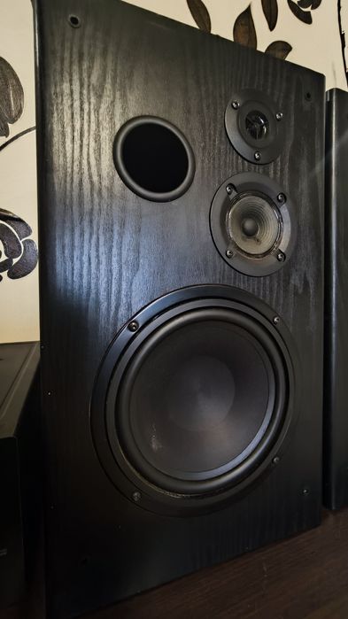 Boxe MARI Grundig SLB1 pe 3 cai, 4 ohmi 60-100W RMS