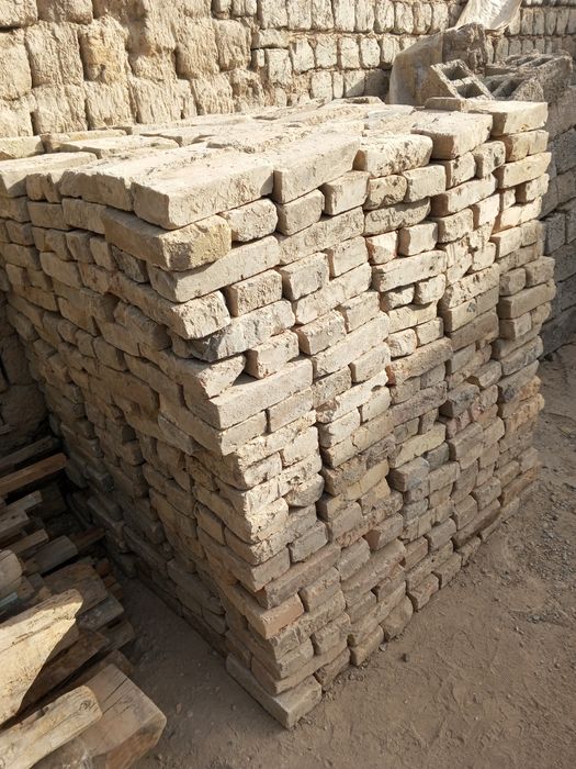 Nikalayski gishtlar sotiladi hamasi yashshi