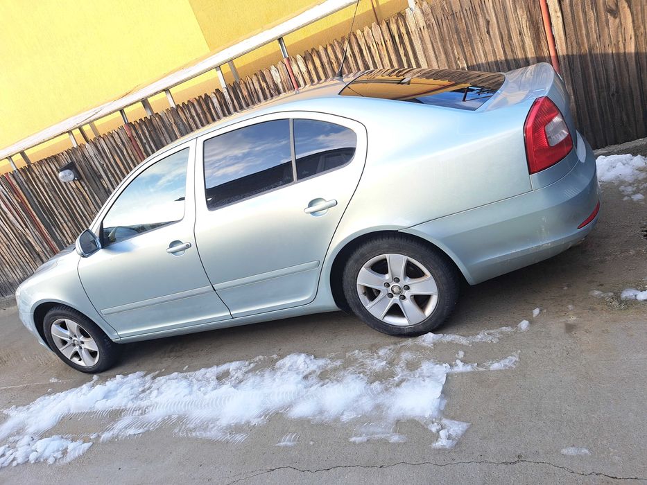 Vand Skoda , motor 1.4 TSI , qn fabricatie 2010, proprietar.