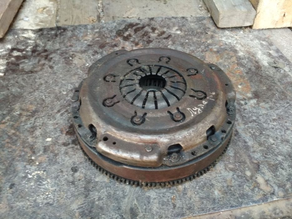 Продам сцепление Мерседес