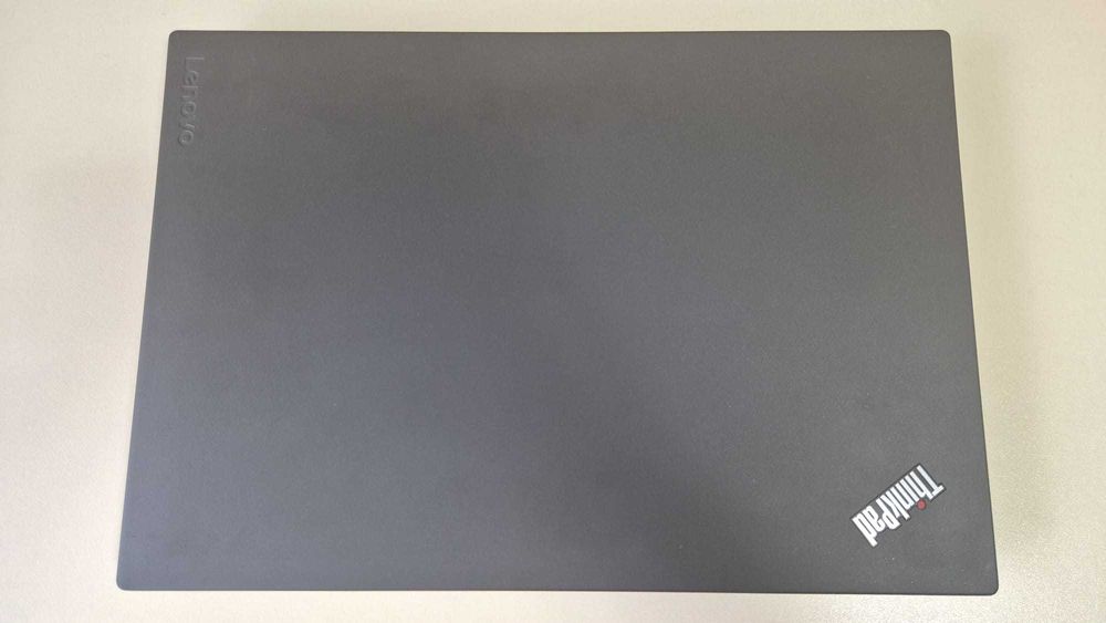 Vând laptop Lenovo ThinkPad T480s i5 16GB RAM 512 SSD