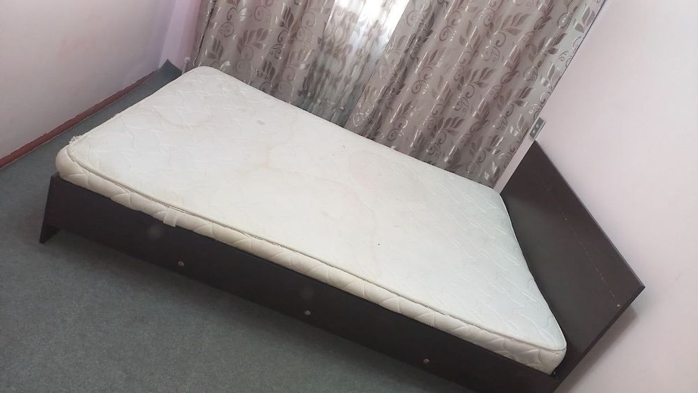 Продам двухспальни кровать