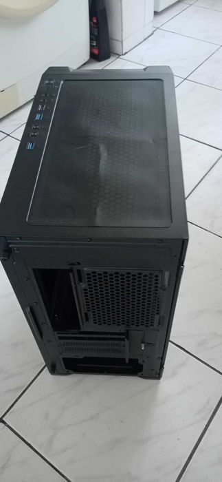 Продавам Кутия 500 wats