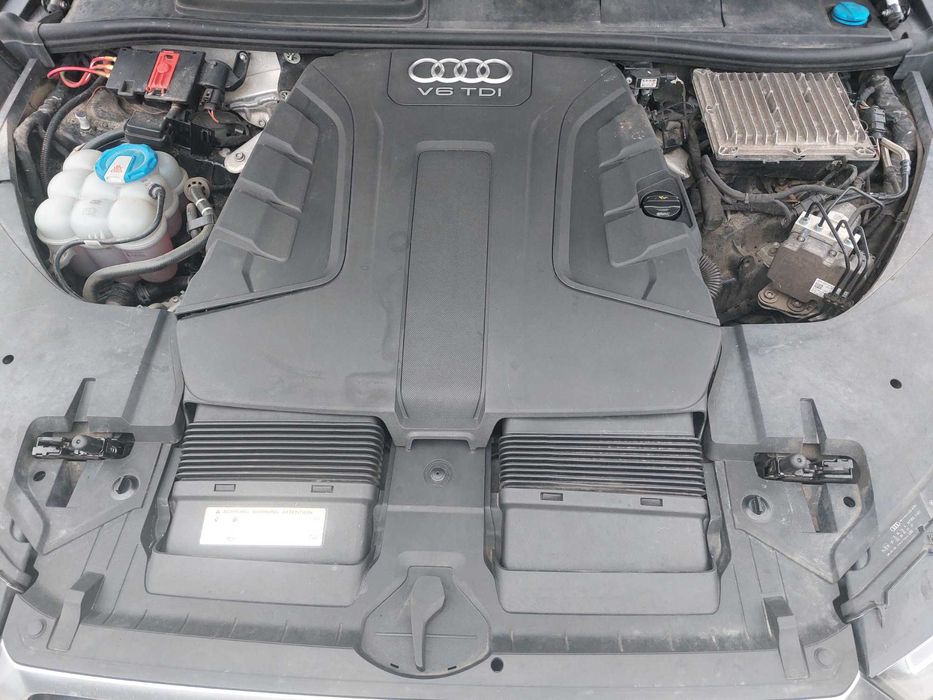 На Части:Audi Q7 4M 3.0TDI 272кс Quattro 2015 S-line Ляв волан, Matrix