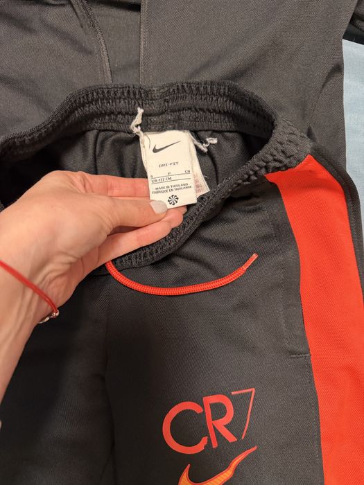 Nike-оригинален детски екип