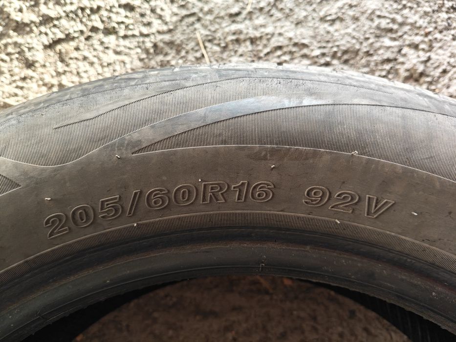 Продам резину на 16