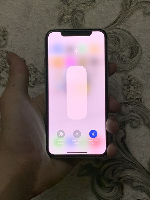 Iphone 11 pro oclmagan srocna