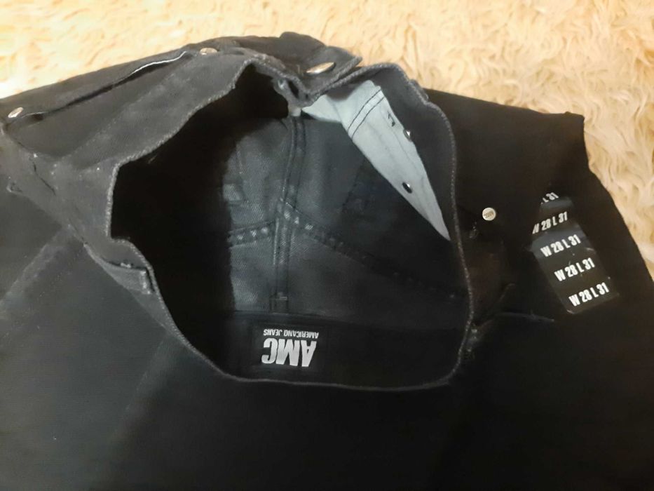 Blugi originali cu talie înaltă AMC (NOI)