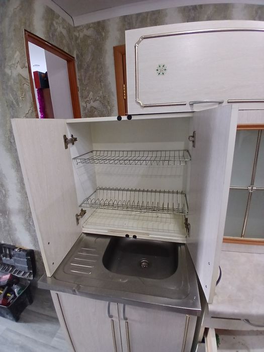 Кухонный гарнитур 2 м