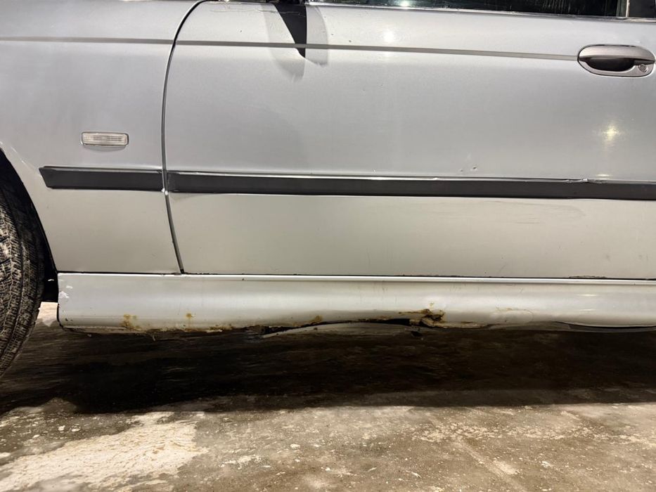 BMW E39 520i 1997 продается