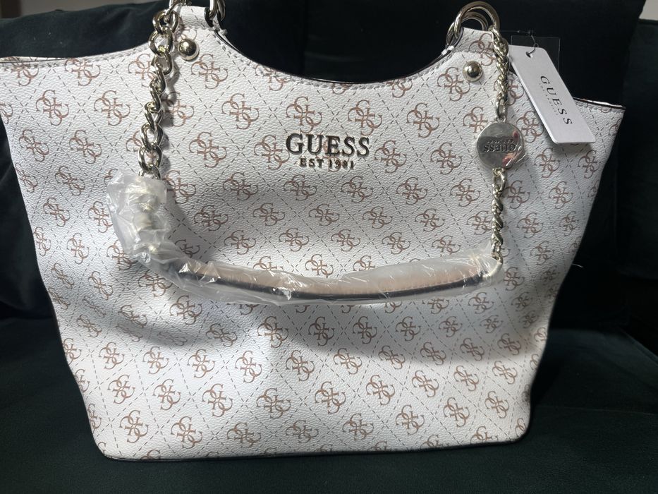 Geanta Guess noua