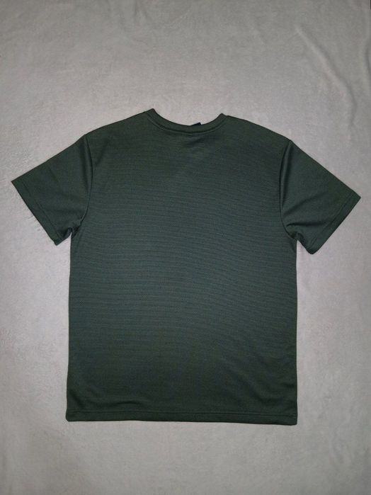 Из Америки, мужская спортивная футболка от бренда Reebok