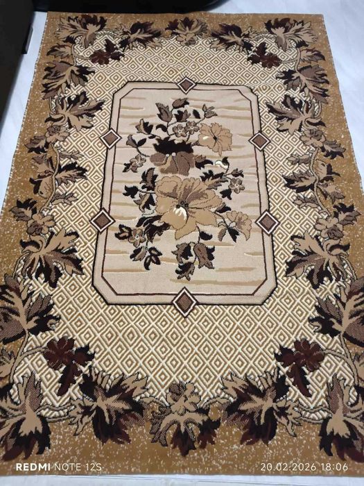 Продавам два килима