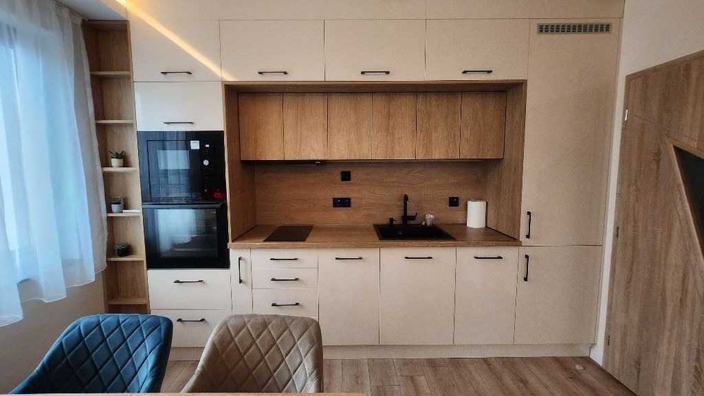 Дава се под наем Двустаен апартамент в София, Младост 3 - 78 кв.м за 677.79 € - Снимка #3