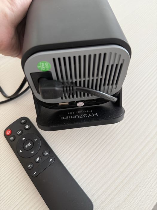 Видео проектор в идеальном состоянии