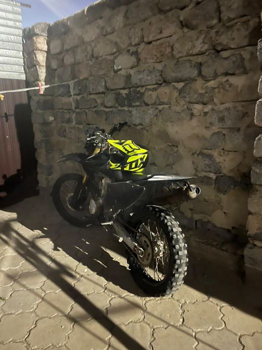 Эндуро 250,06 автозавод шлем подарок