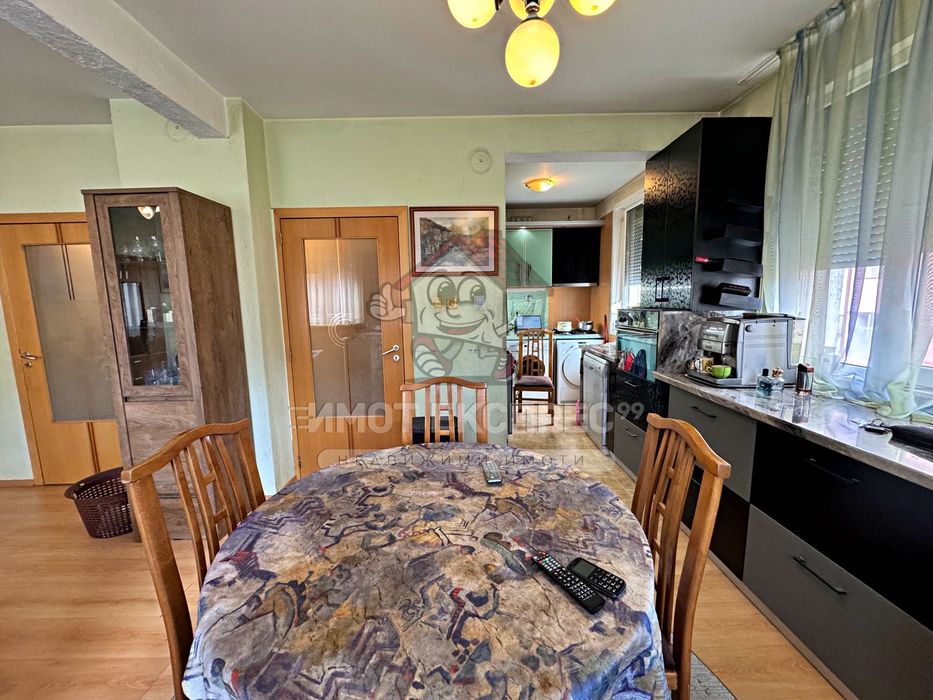 Продава се Етаж от къща в Асеновград - 160 кв.м за 1000 €/кв.м - Снимка #7