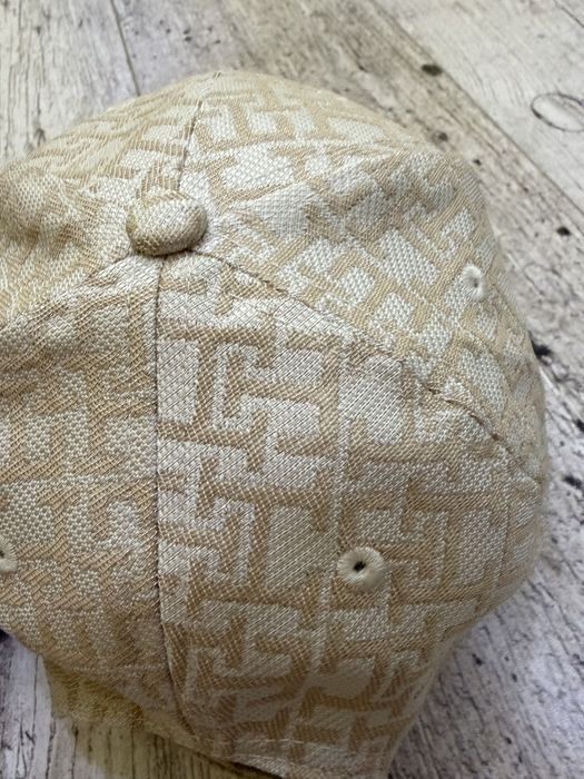 Шапка с козирка Tommy Hilfiger