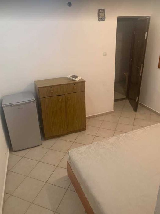 Дава се под наем Едностаен апартамент в Пловдив, Център - 35 кв.м за 178.5 € - Снимка #1