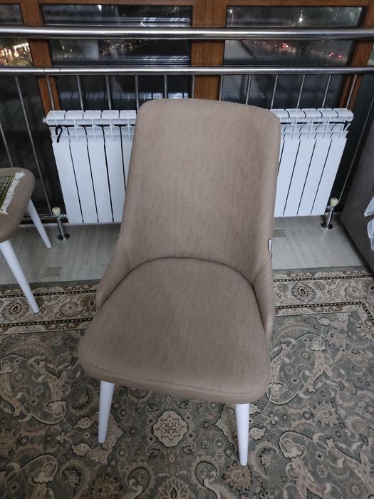 Продам стулья 6 единиц