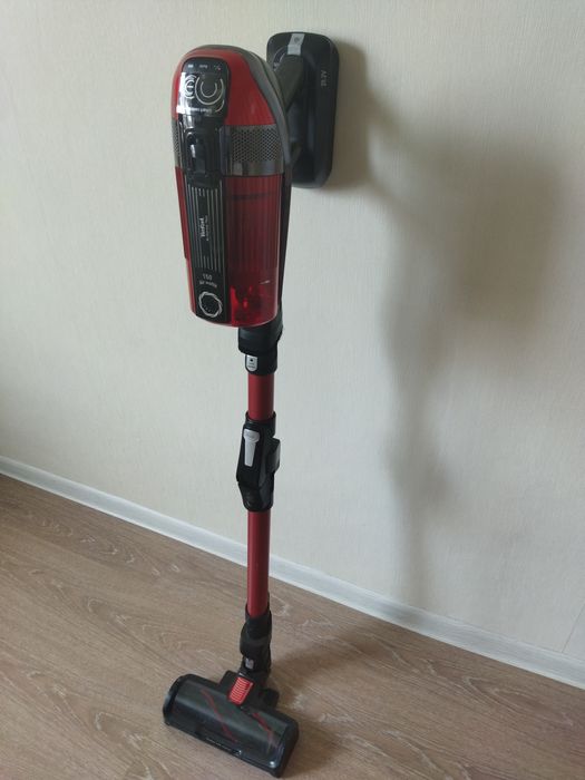 Продается беспроводной пылесос ТЕFAL