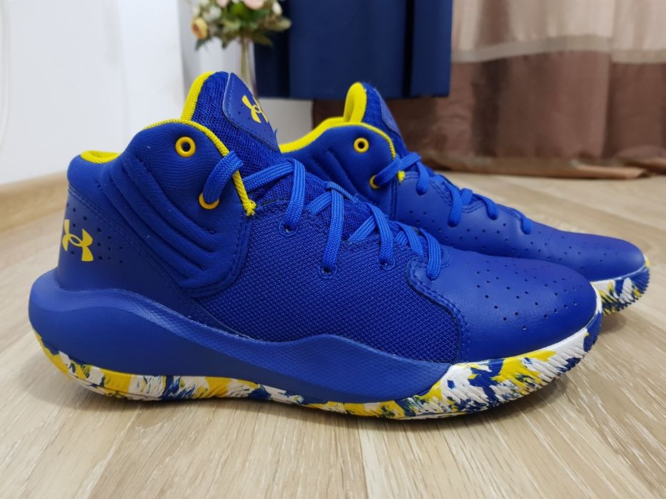 Adidasi Under Armour mărimea 40
