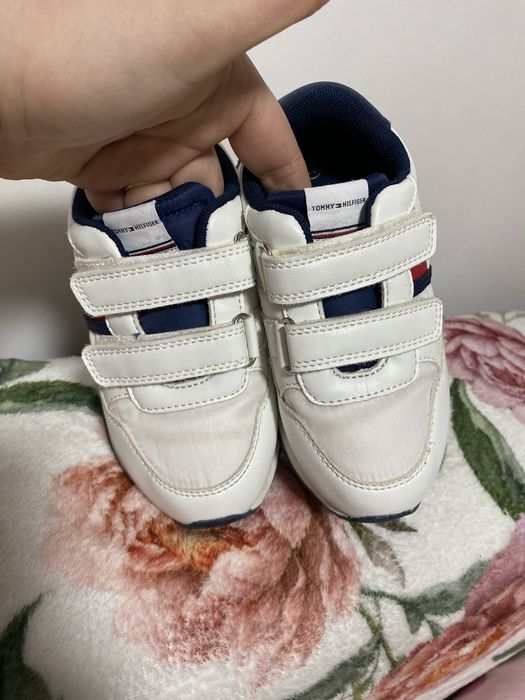 Adidasi Tommy hilfiger marimra 26